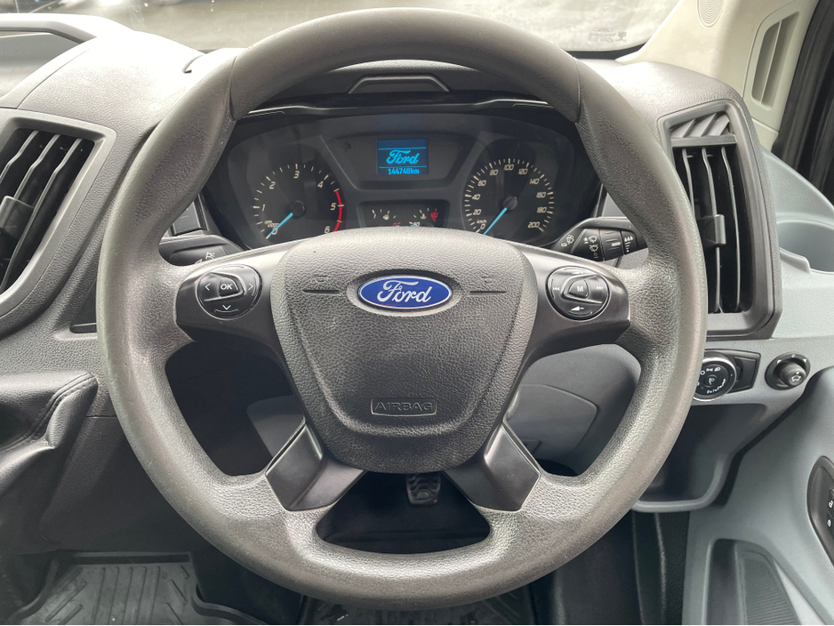 2019 Ford Transit - image 20