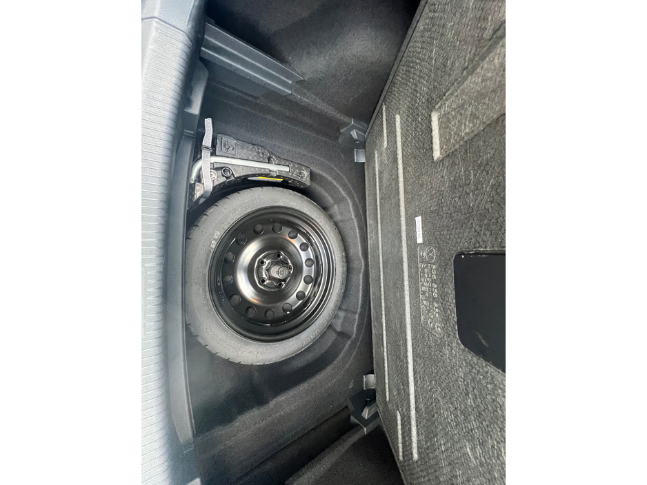 2017 Volkswagen Golf DBA-6RCJZ €16,500