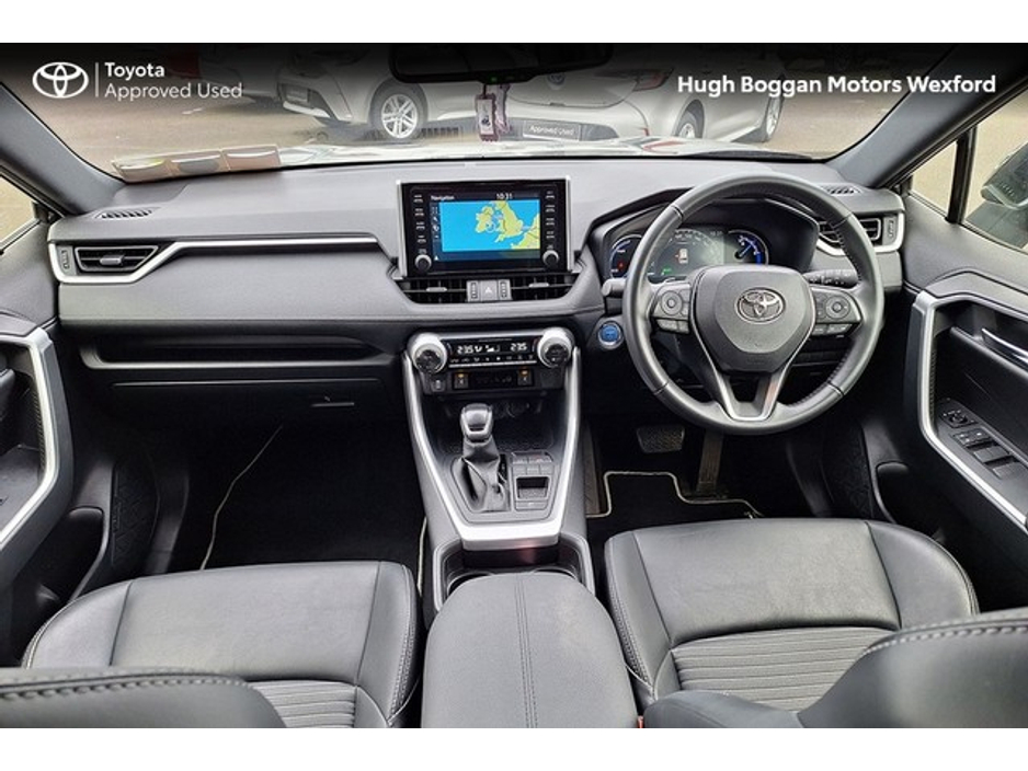 2022 Toyota Rav4 - image 8