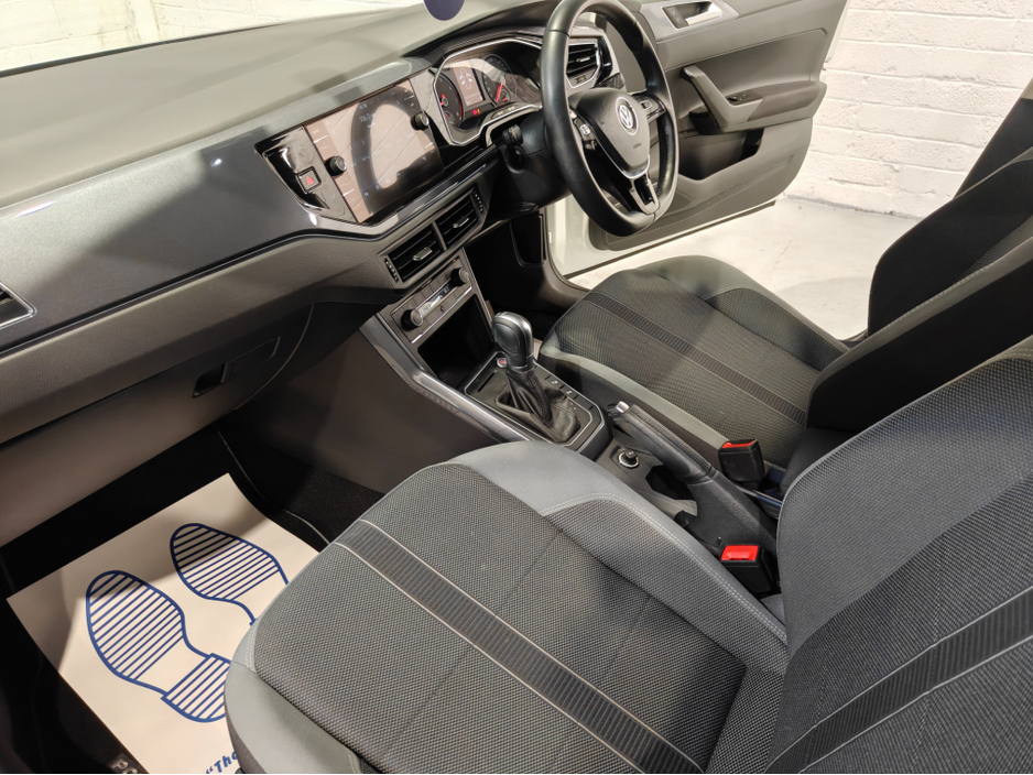 2018 Volkswagen Polo - image 21