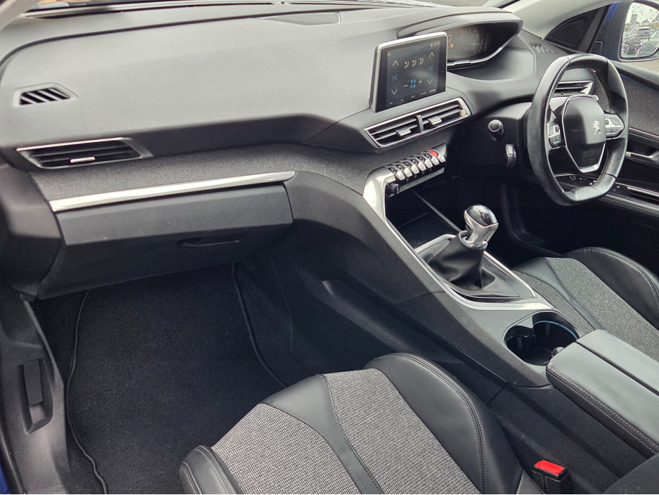 2018 Peugeot 3008 ALLURE 1.2 130 4DR €13,990