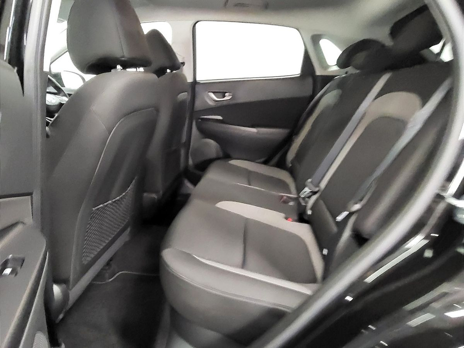 2020 Hyundai Kona - image 9