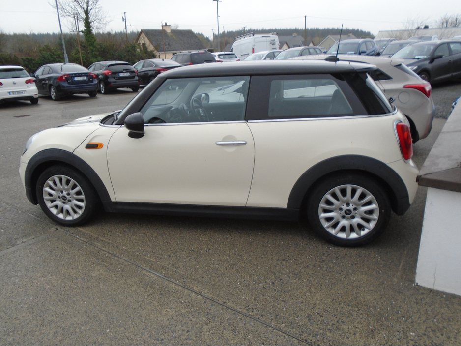 2014 MINI Hatch D XN32 2DR 3DR COOPER €8,600