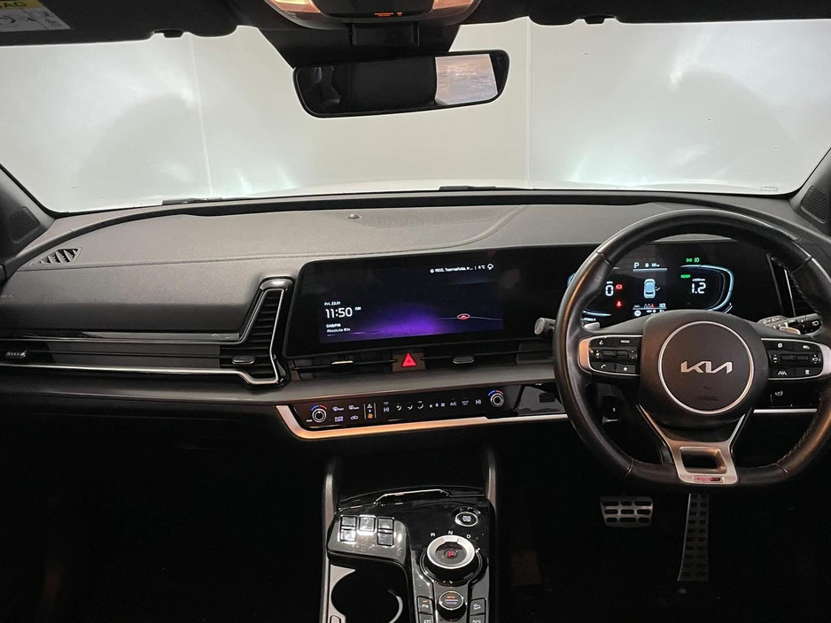 2022 Kia Sportage - image 18