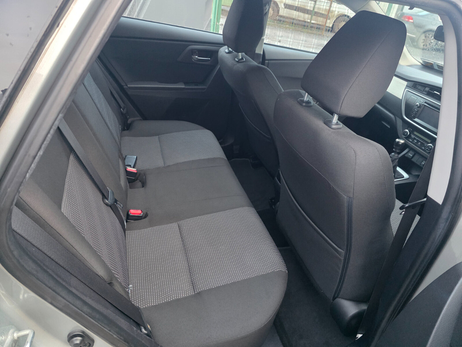 2013 Toyota Auris 1.4 D-4D DPF LUNA €6,950