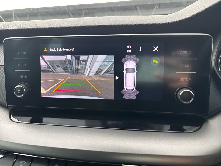 2024 Skoda Octavia - image 19