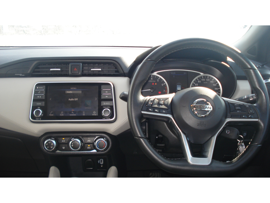 2023 Nissan Micra - image 5