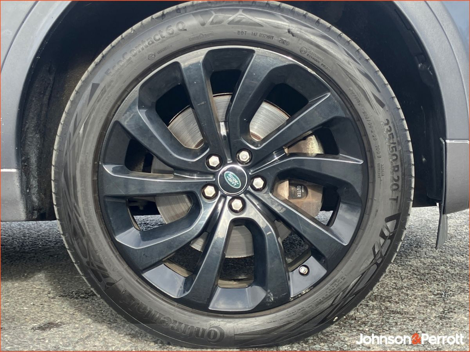 2020 Land Rover Discovery Sport - image 9