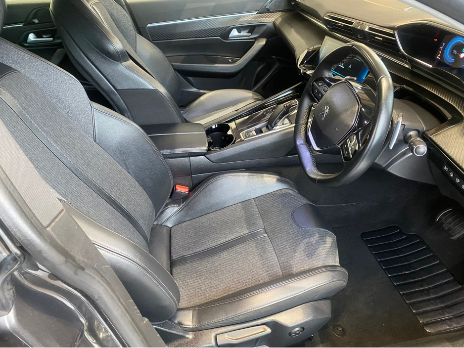 2022 Peugeot 508 - image 9