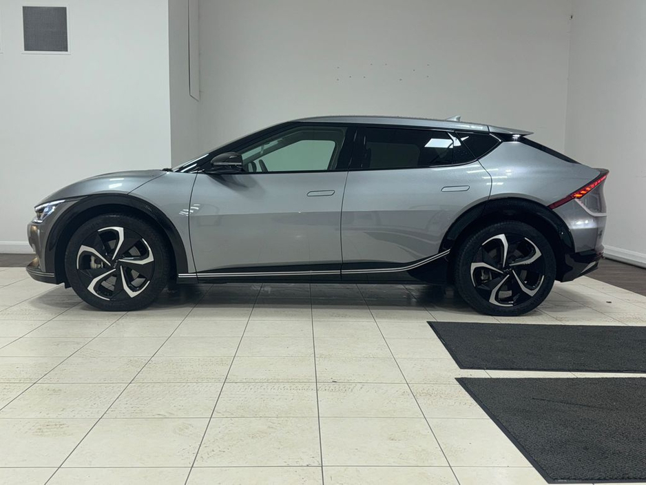 2025 Kia EV6 - image 11