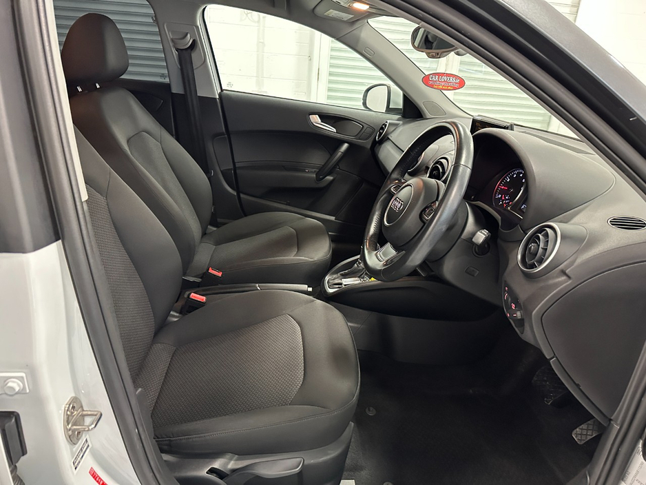 2016 Audi A1 - image 21