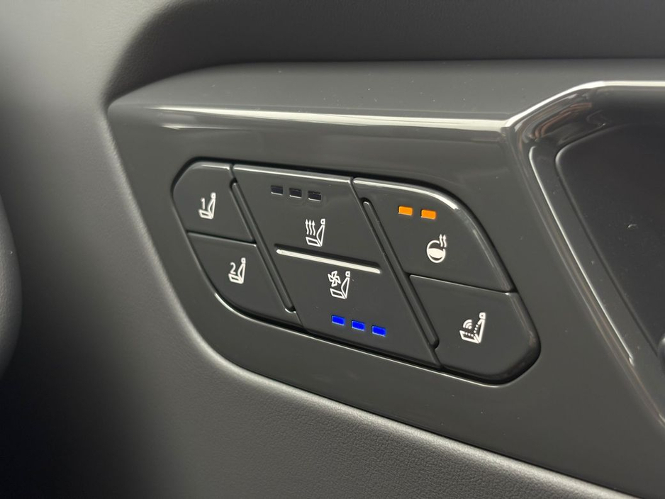 2026 Kia EV9 - image 24