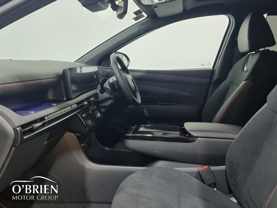 2025 Hyundai Tucson Tucson FL 2WD Platinum PHEV Auto €46,900