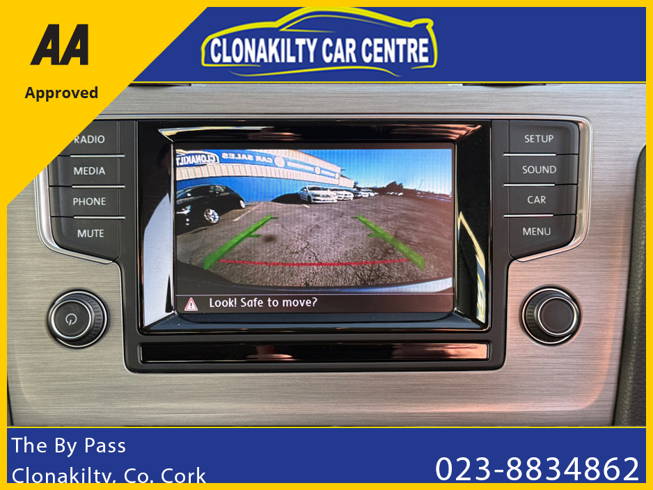 2014 Volkswagen Golf - image 17