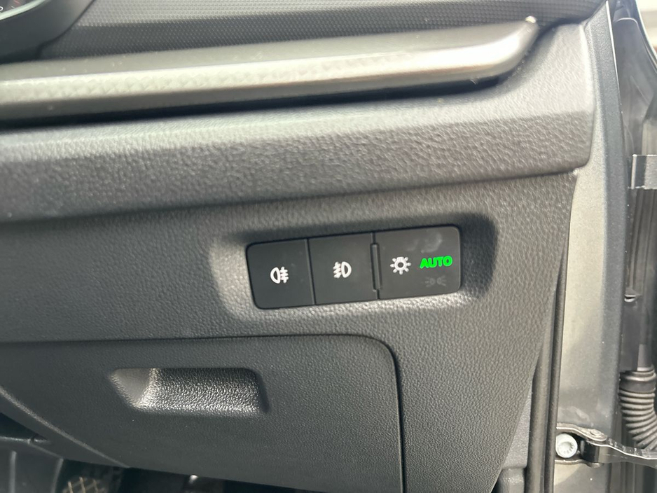 2024 Skoda Octavia - image 16