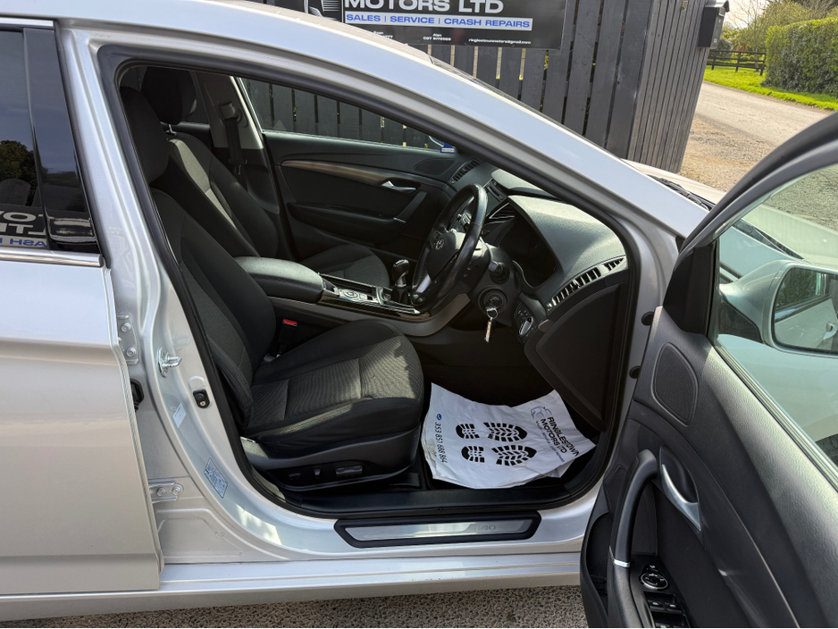 2016 Hyundai i40 - image 7