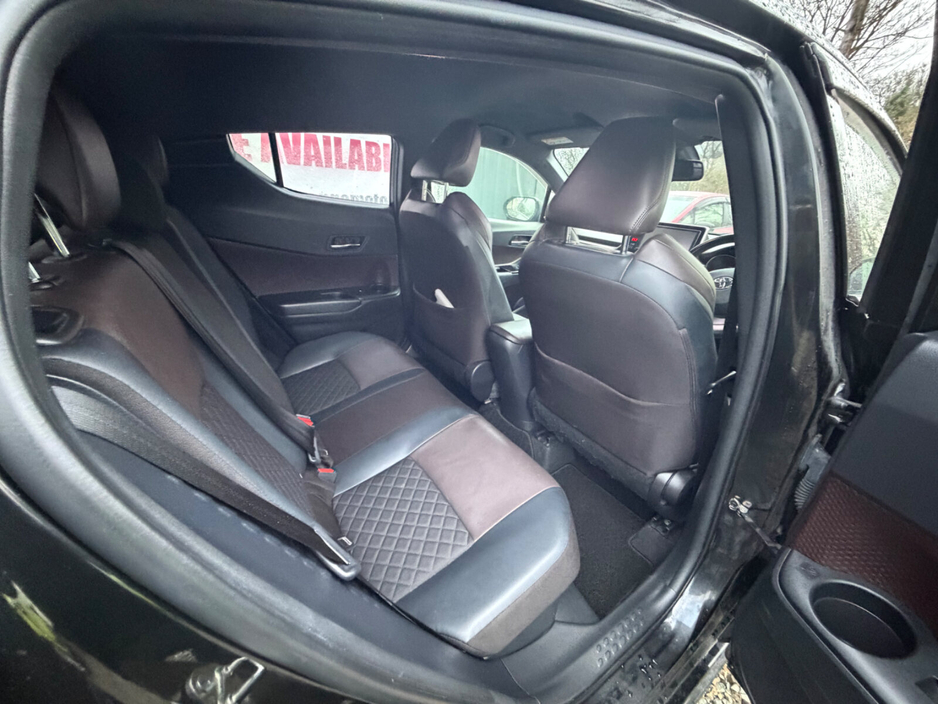 2018 Toyota C-HR 1.8 HYBRID LUNA SPORT €18,900