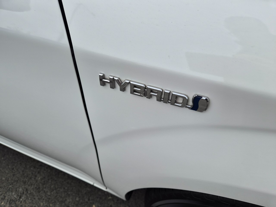 2020 Toyota Corolla - image 10