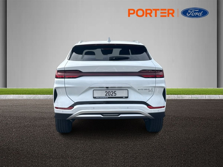 2025 BYD Seal U - image 12