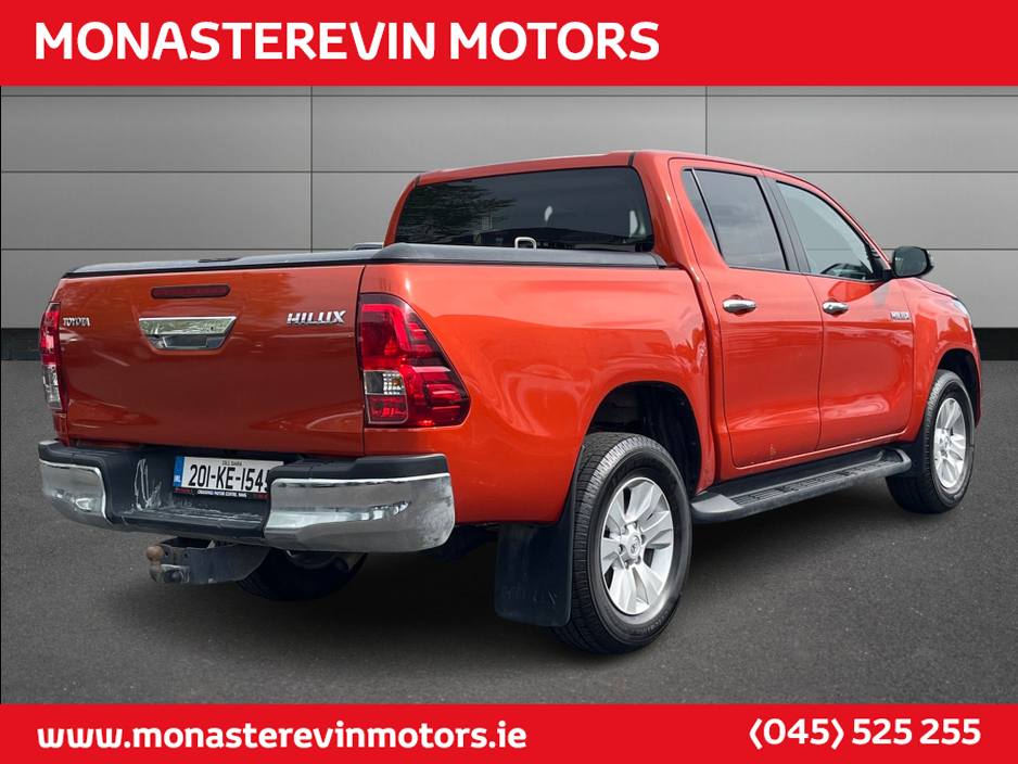 2020 Toyota Hilux - image 5