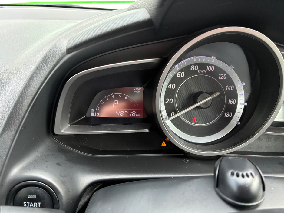 2015 Mazda Demio - image 17