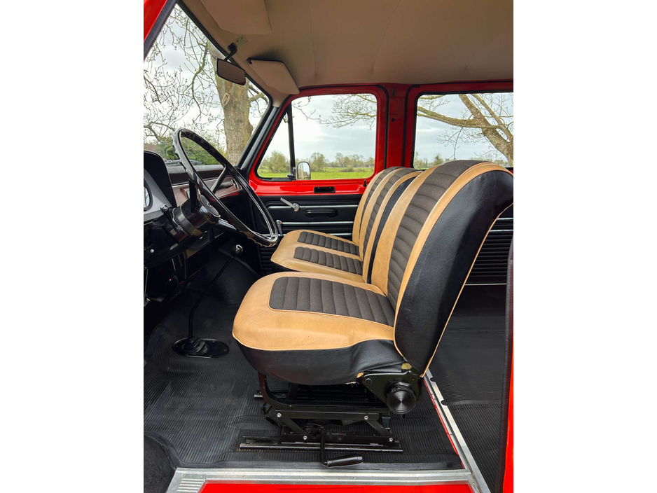1976 Ford Transit Custom Kombi - image 38
