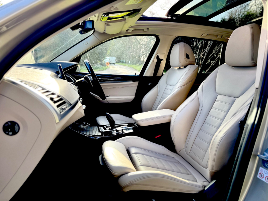 2018 BMW X3 - image 7