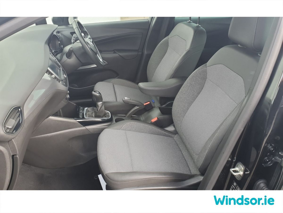 2022 Opel Crossland - image 13