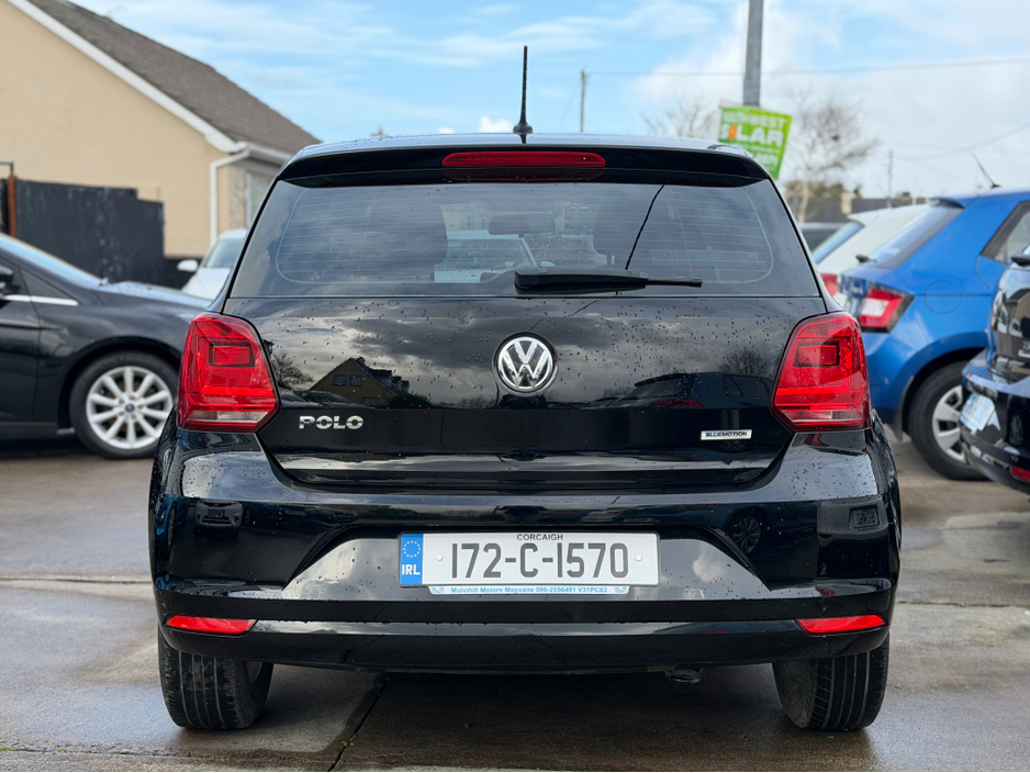 2017 Volkswagen Polo - image 5