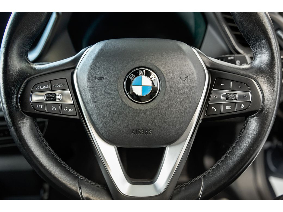 2022 BMW 1 Series - image 27