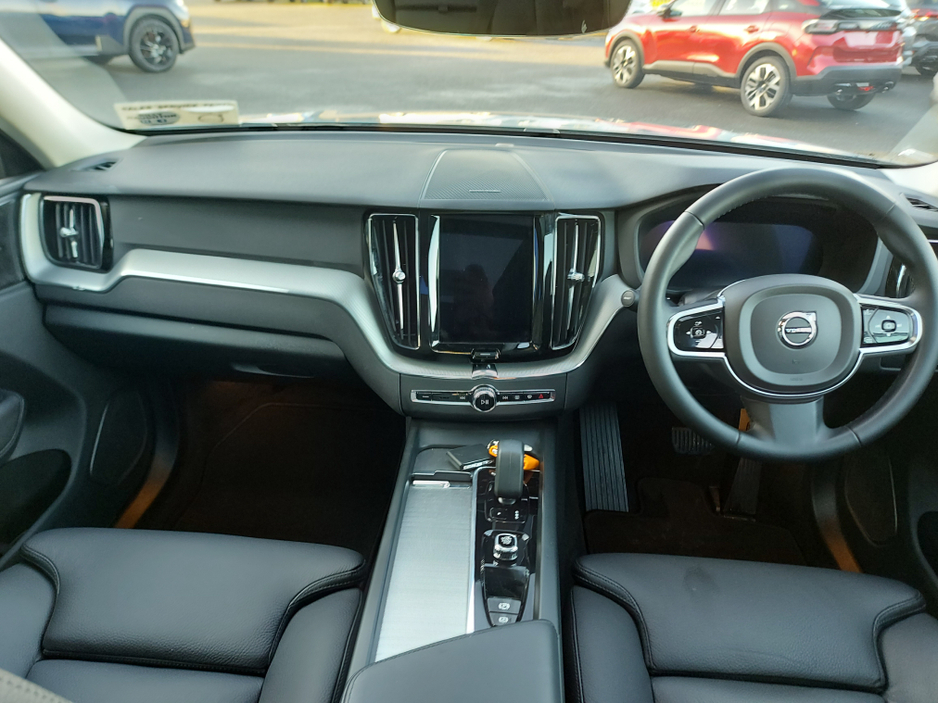 2024 Volvo XC60 T6 PHEV PLUS BRIGHT AWD 5 €59,950