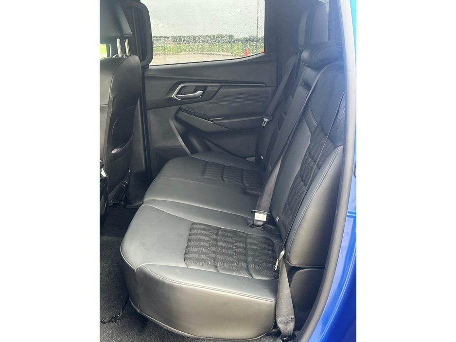 2025 Isuzu D-MAX AT35 ARCTIC TRUCK €64,900