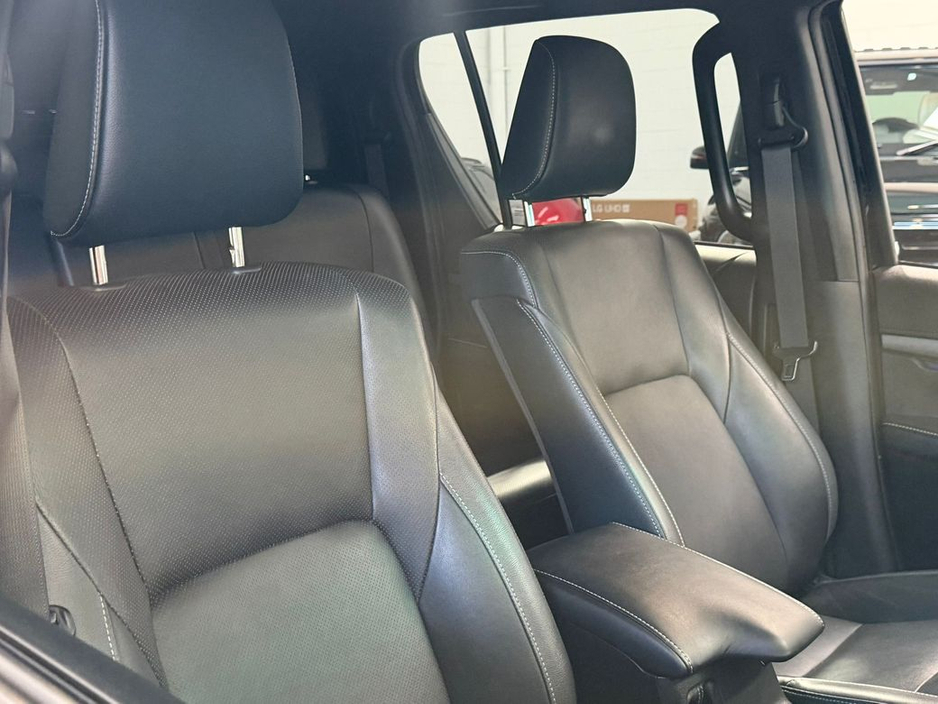 2022 Toyota Hilux - image 13