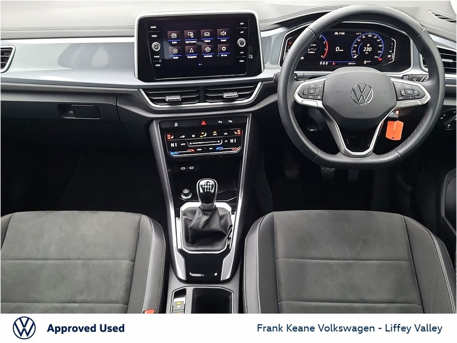 2023 Volkswagen T-Roc STYLE 1.0 TSI 110HP *ONE OWNER* *PETROL BLUE* *JOHANNESBURG ALLOYS* *REAR VIEW CAMERA* *ART VELOUR SEATS* *PCP AVAILABLE* €28,895