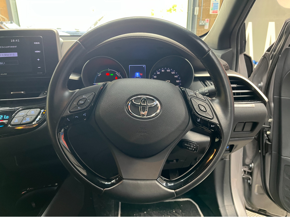 2018 Toyota C-HR - image 8