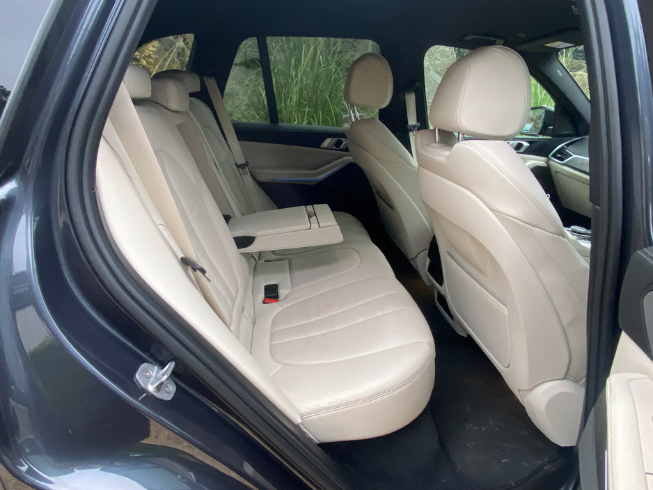 2020 BMW X5 xDrive45e M Sport €52,999