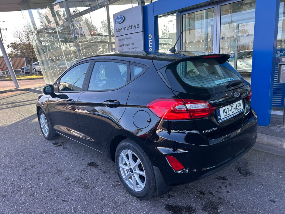 2019 Ford Fiesta - image 10