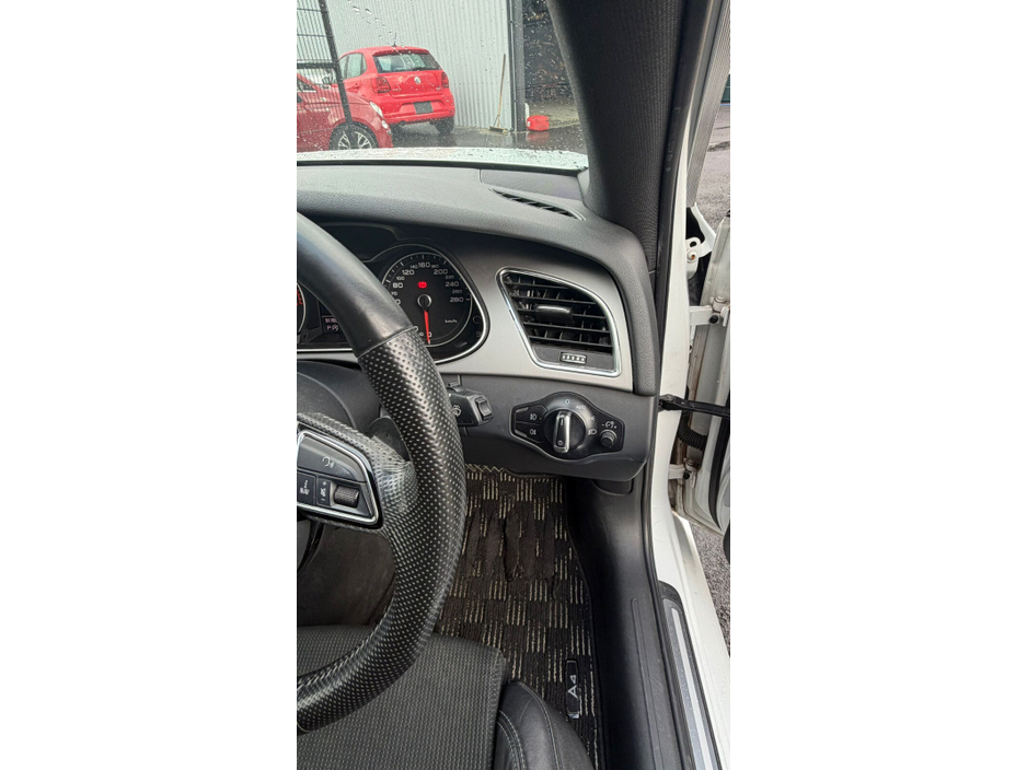 2014 Audi A4 2.0 TFSI 221BHP S TR. QU. S LINE AVANT €14,999