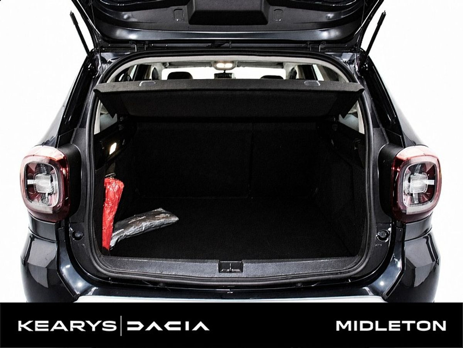 2020 Dacia Duster - image 8