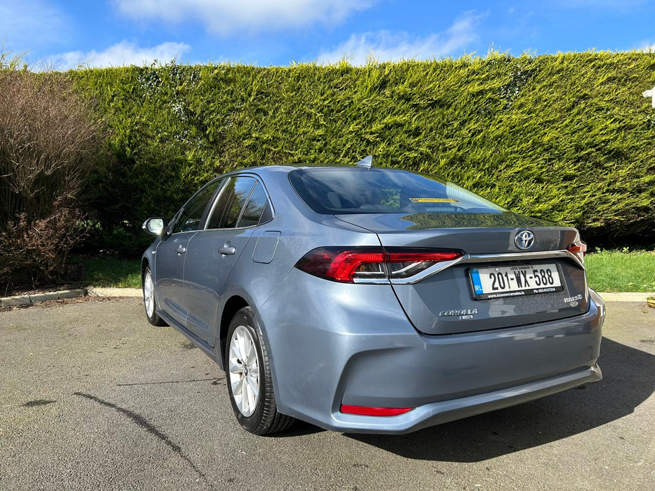 2020 Toyota Corolla - image 5
