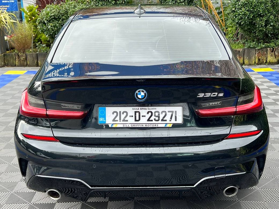 2021 BMW 3 Series - image 16