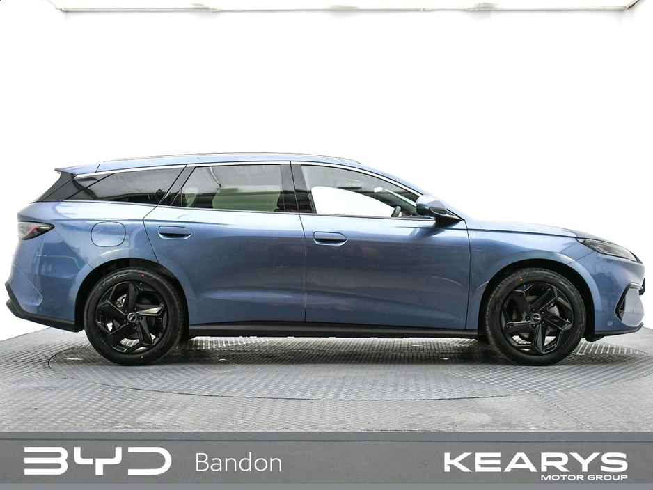 2026 BYD Seal 6 - image 4