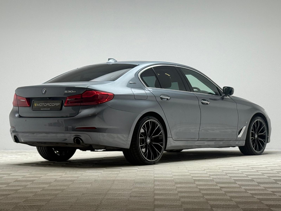 2017 BMW 5 Series 530E SE *SUNROOF* €21,990