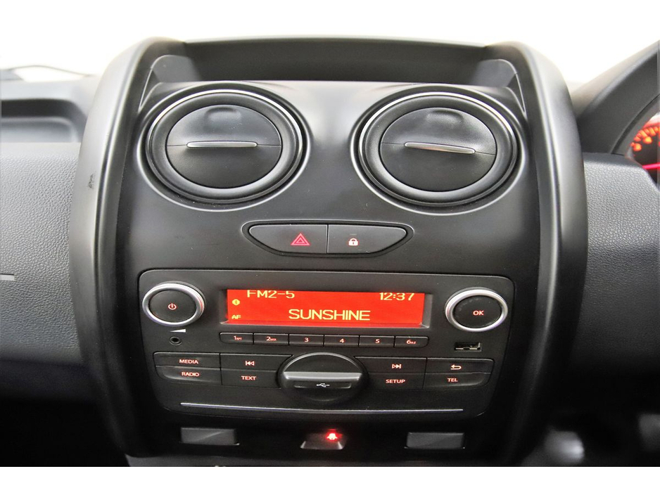 2018 Dacia Duster - image 19