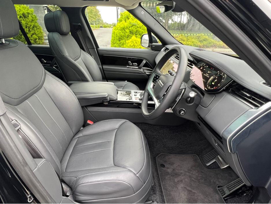 2023 Land Rover Range Rover P440e SE AUTO €109,950