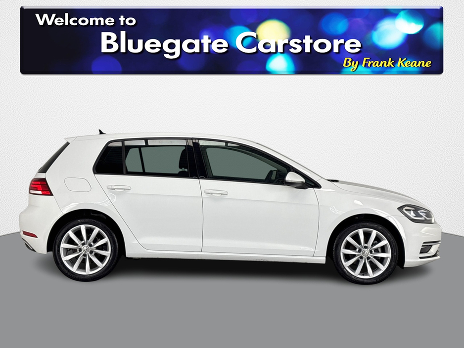 2019 Volkswagen Golf COMFORTLINE**TOUCHSCREEN MEDIA**APPLE CAR PLAY**REVERSE CAMERA**PARKING SENSORS**MULTIFUNCTIONAL STEERING WHEEL**CRUSIE CONTROL**DUAL CLIMATE**CLOTH SEATS**ELECTRIC WINDOWS**AIRCONDITIONING**ISOFIX** €19,995