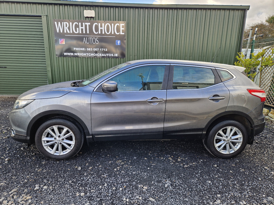 2014 Nissan Qashqai - image 9