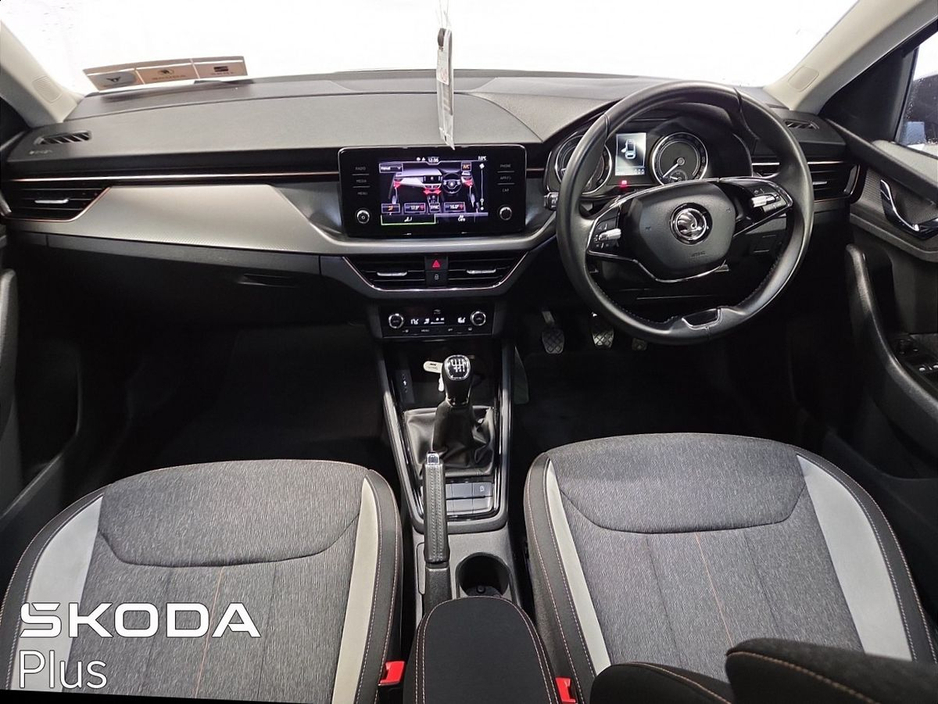 2022 Skoda Scala - image 2