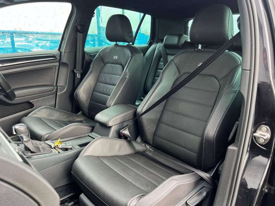 2015 Volkswagen Golf - image 6