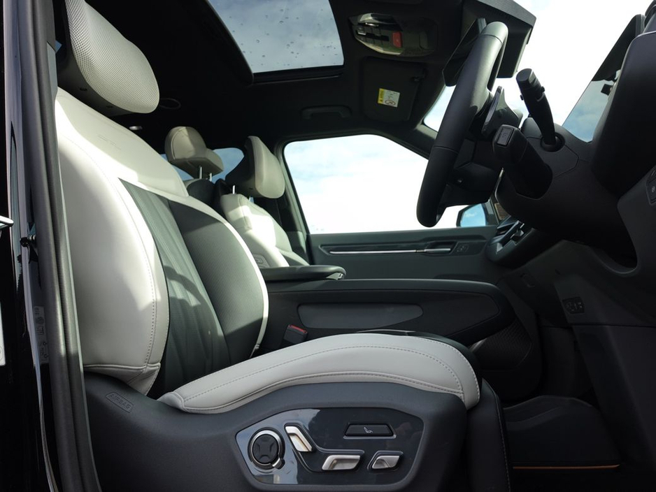 2026 Kia EV9 - image 30